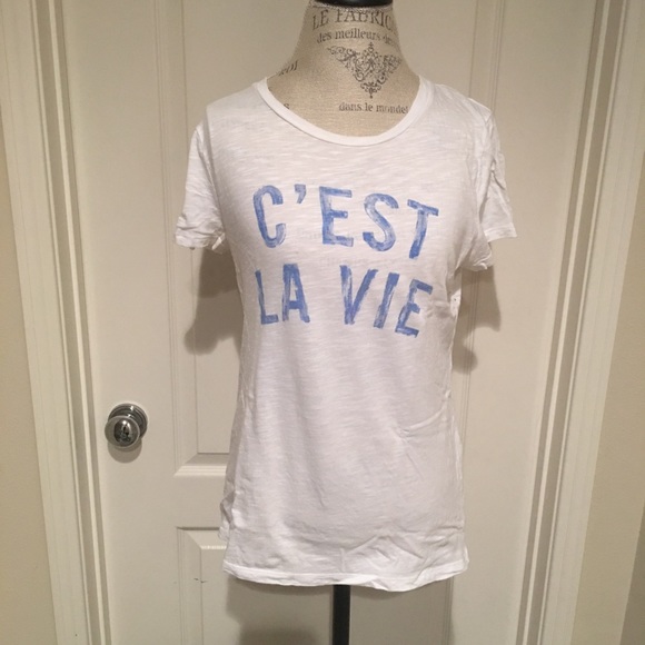 Old Navy Tops - Old Navy C’est La Vie t-shirt. Size medium.